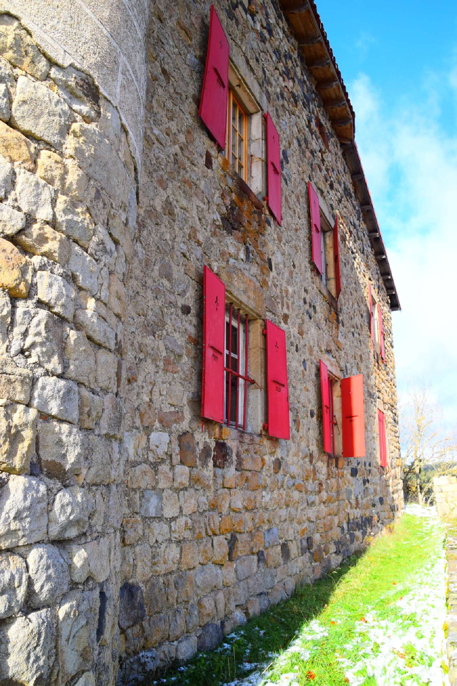  te koop kasteel Coucouron Ardèche 4