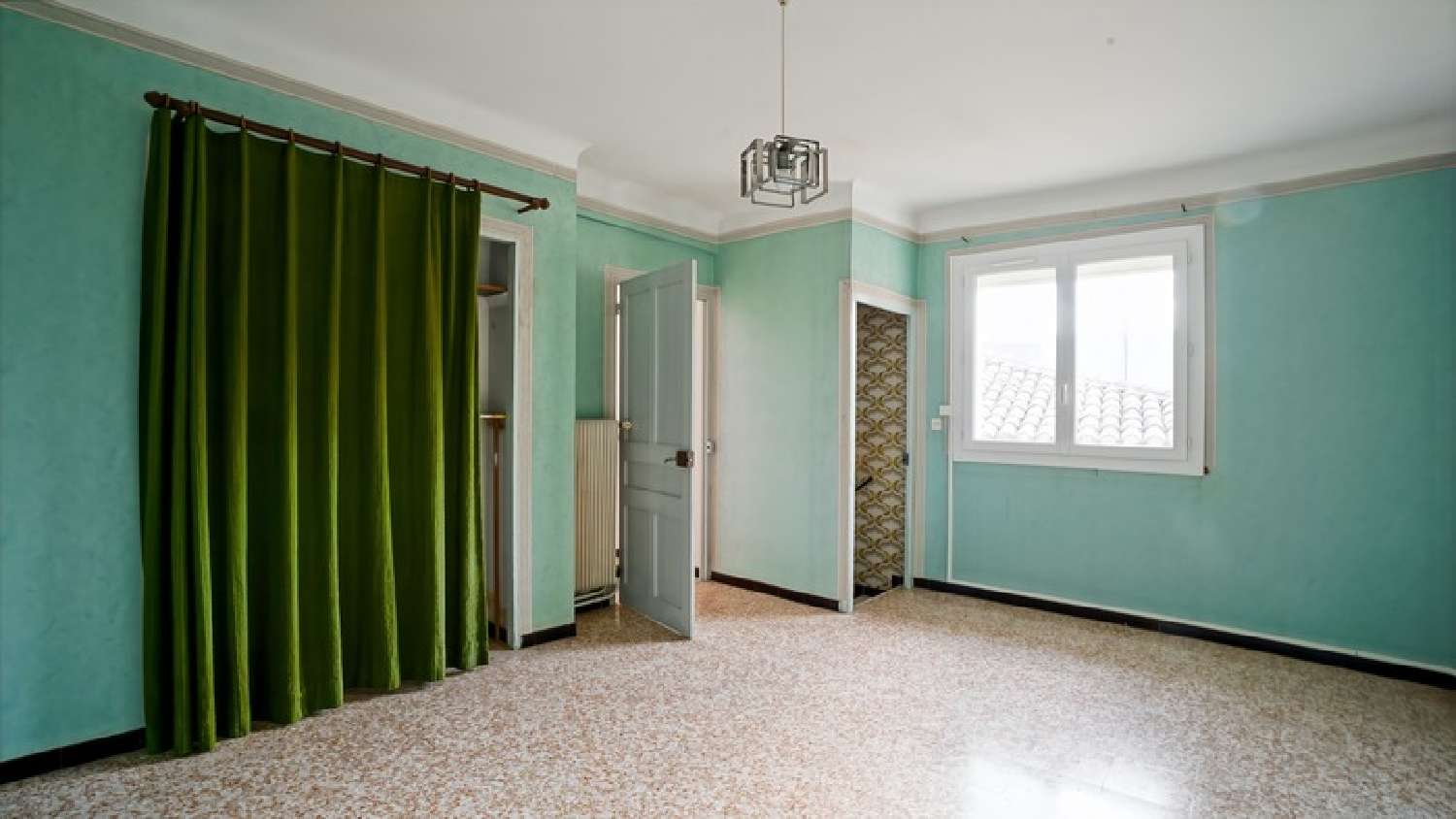  te koop stadshuis Marguerittes Gard 6