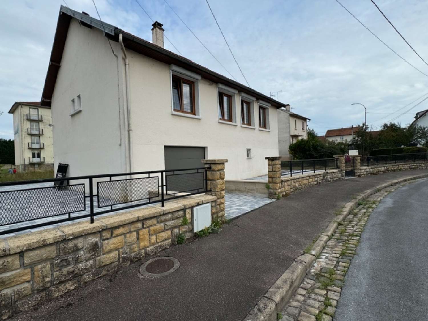  for sale city house Stenay Meuse 2