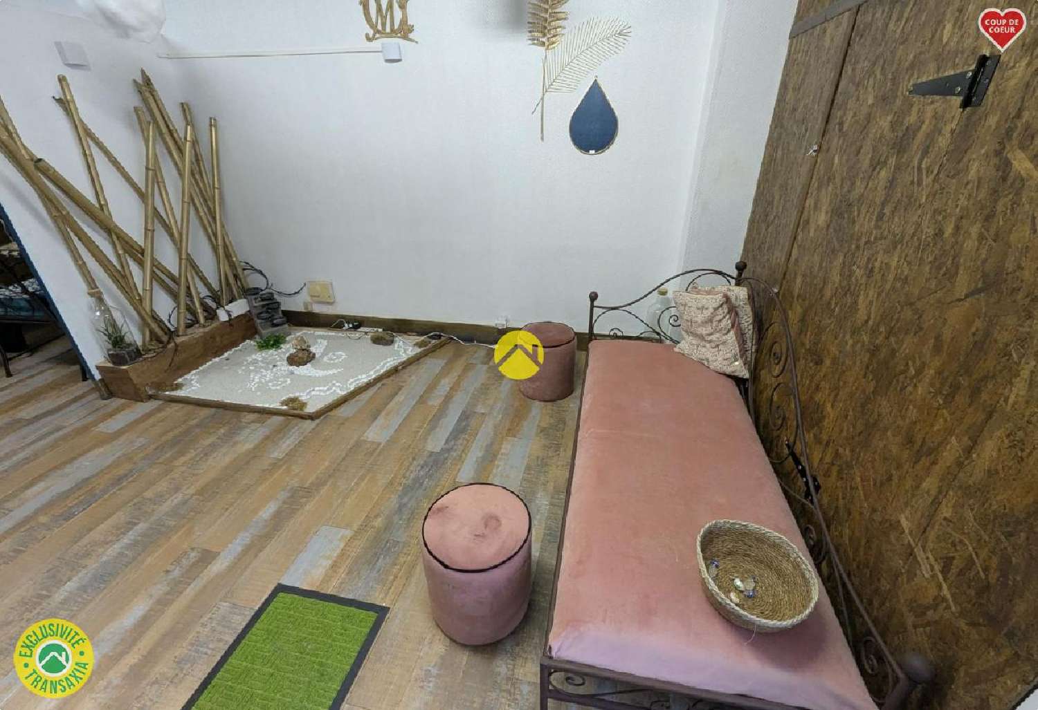  for sale commercial Bourges Cher 8