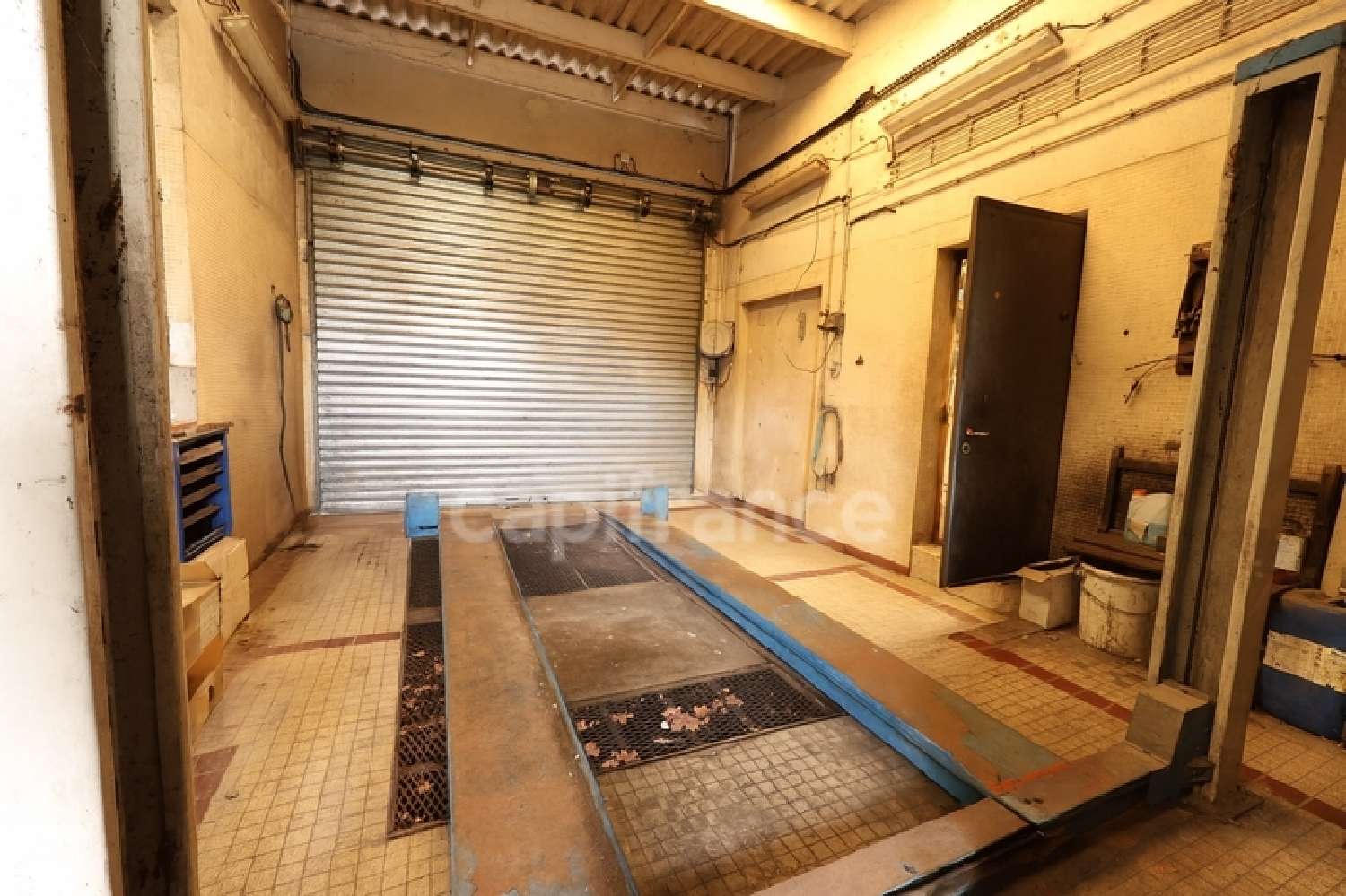  te koop bedrijfsruimte/ kantoor Châtellerault Vienne 4