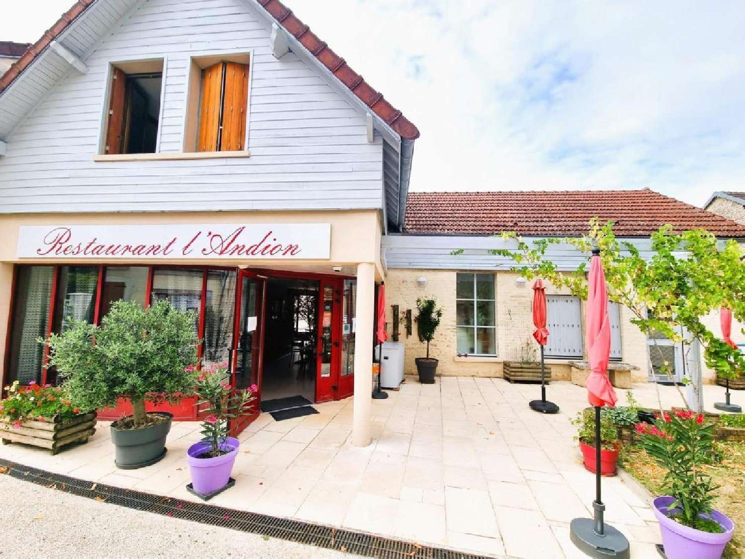  te koop bedrijfsruimte/ kantoor Cunfin Aube 3