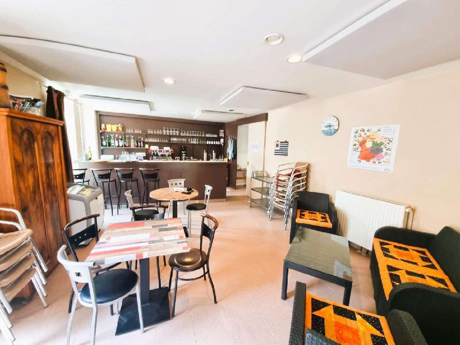  te koop bedrijfsruimte/ kantoor Cunfin Aube 6