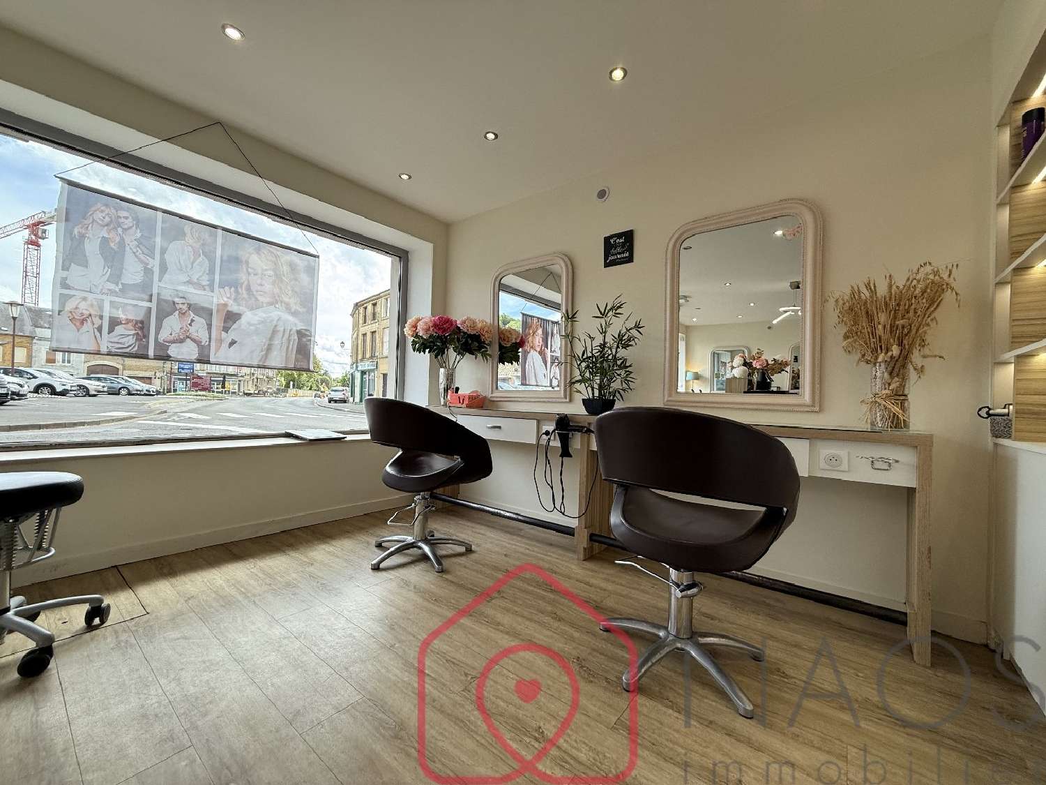  te koop bedrijfsruimte/ kantoor Floing Ardennes 6