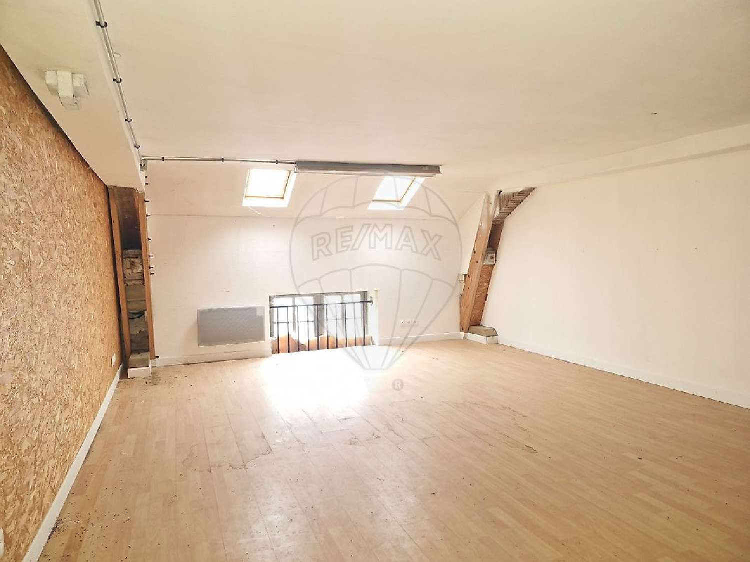  for sale commercial Garchizy Nièvre 1