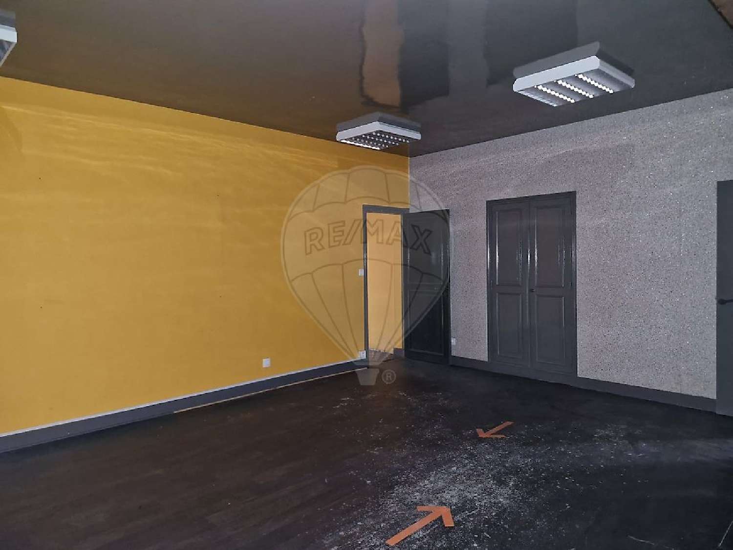  for sale commercial Garchizy Nièvre 7