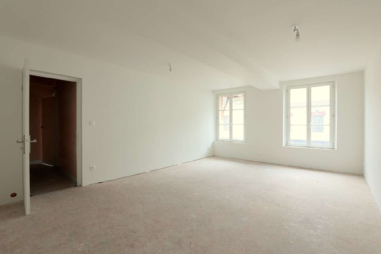 te koop bedrijfsruimte/ kantoor Laon Aisne 8