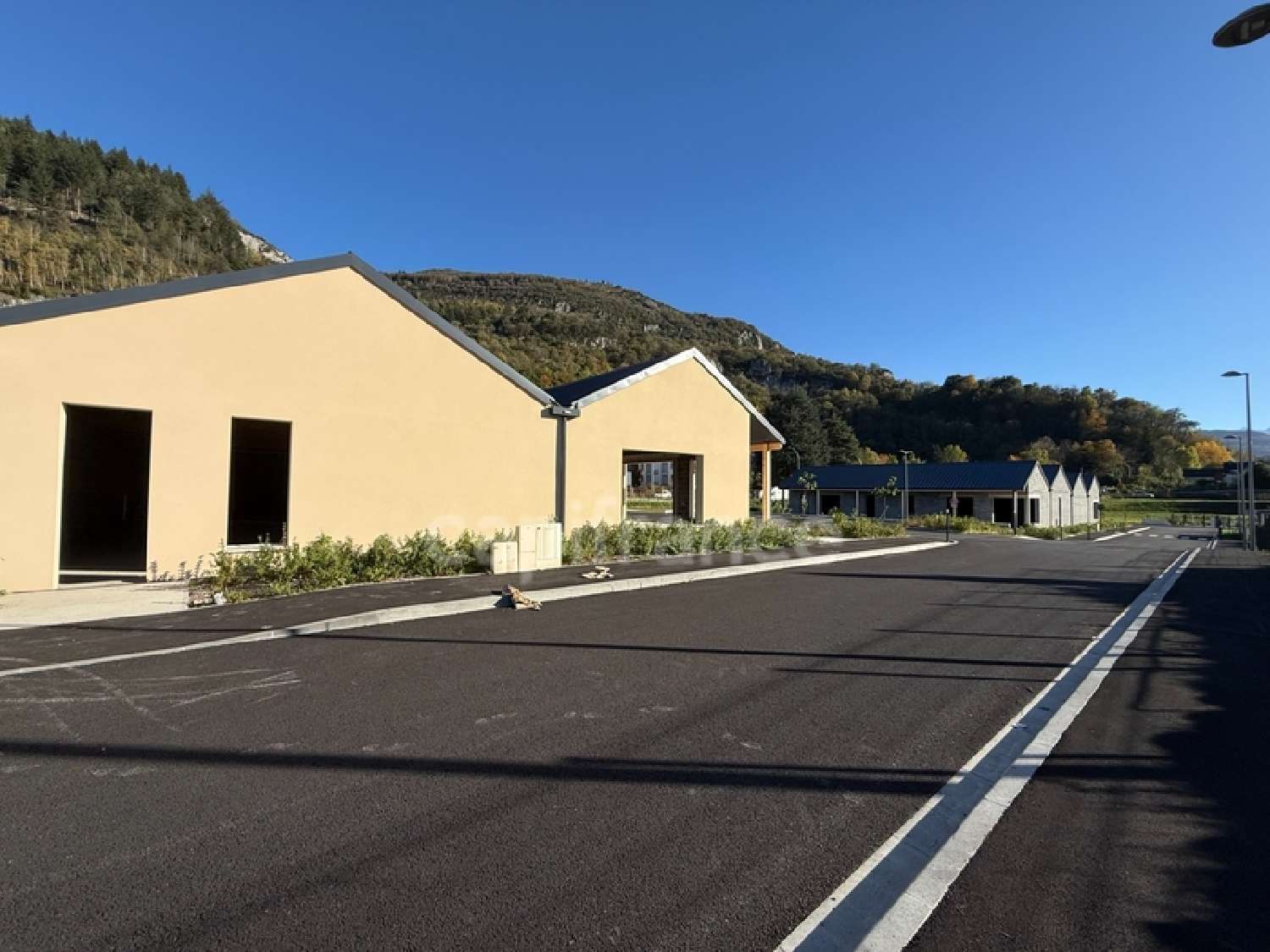  te koop bedrijfsruimte/ kantoor Lourdes Hautes-Pyrénées 5