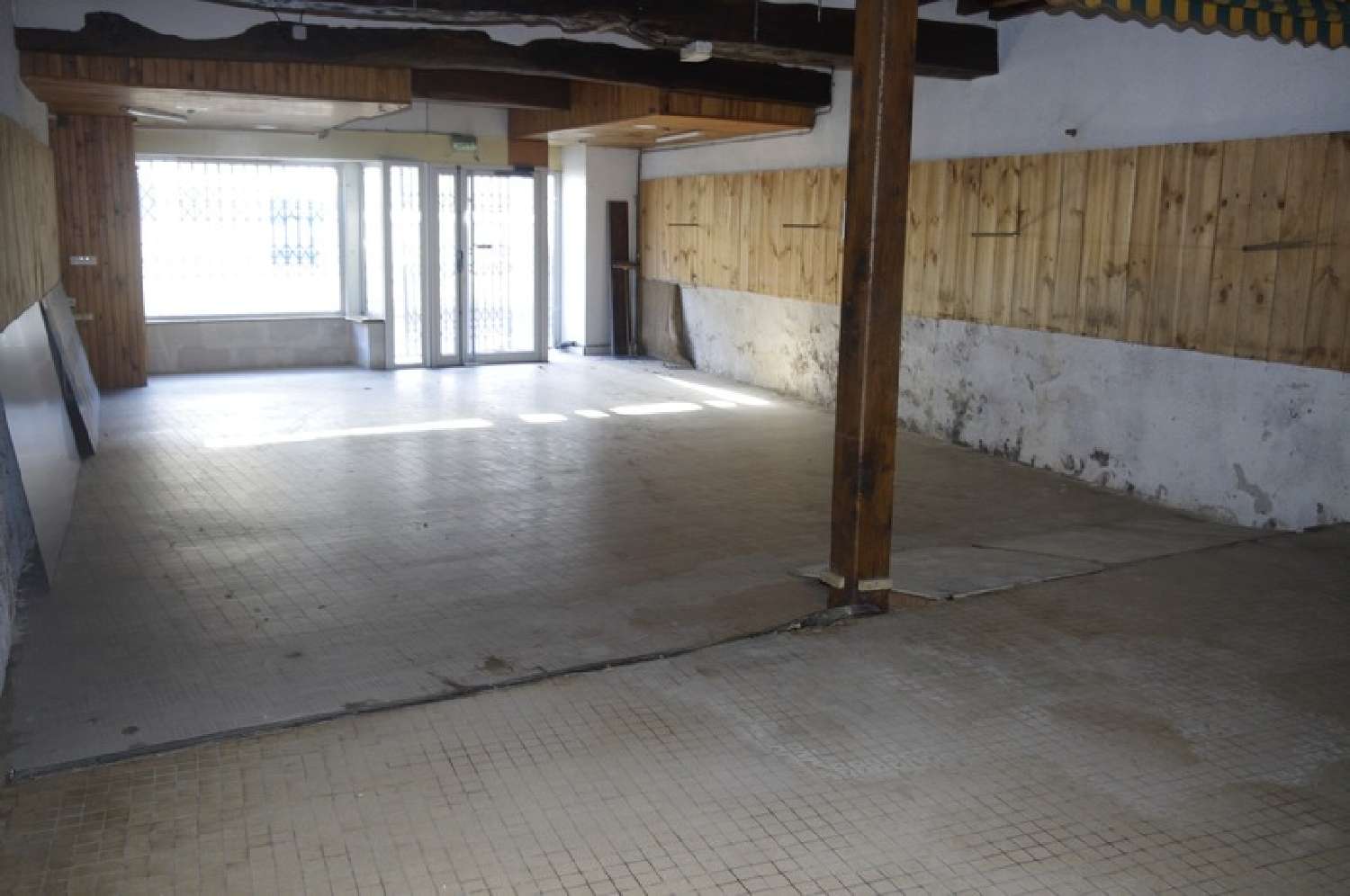  en venta local comercial Vic-Fezensac Gers 1