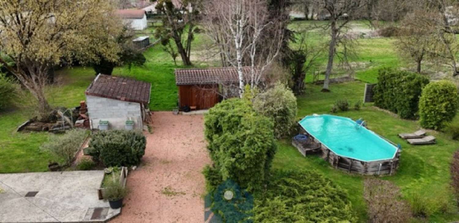  for sale estate Puy-Guillaume Puy-de-Dôme 2