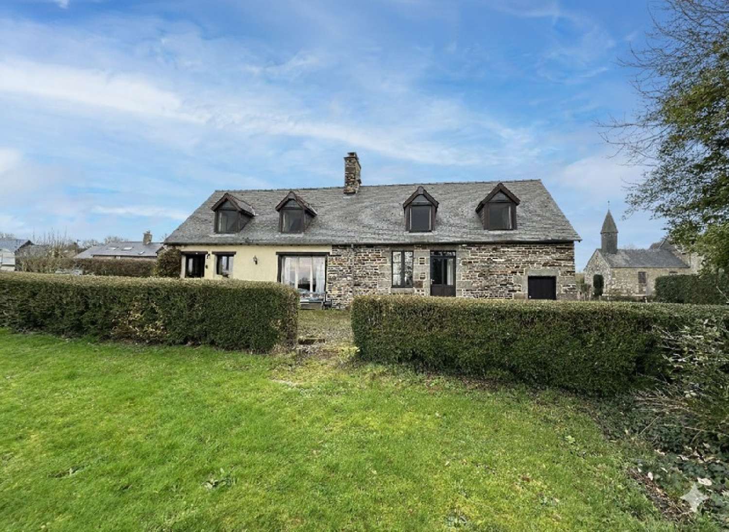  for sale farm Lingeard Manche 1