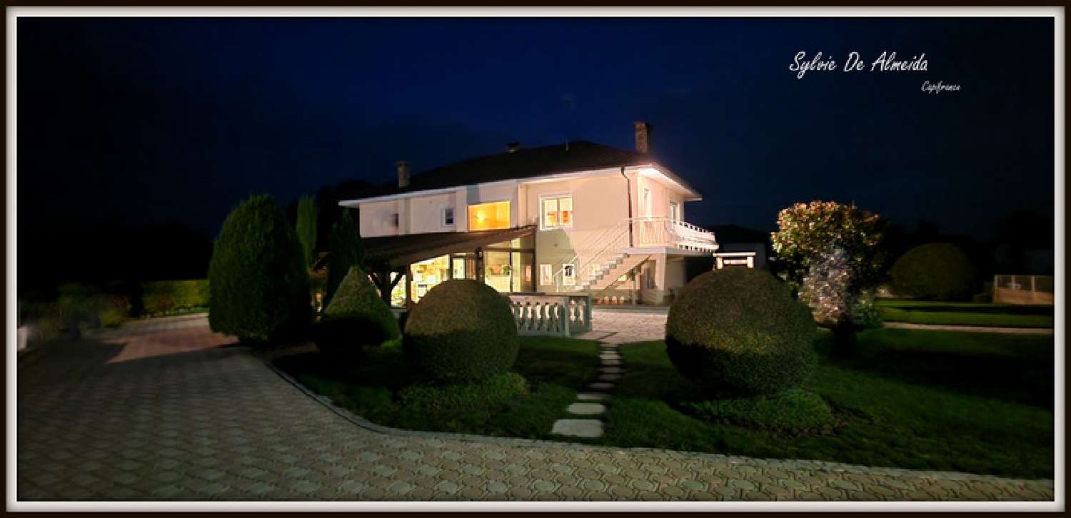 for sale house Bâgé-la-Ville Ain 1