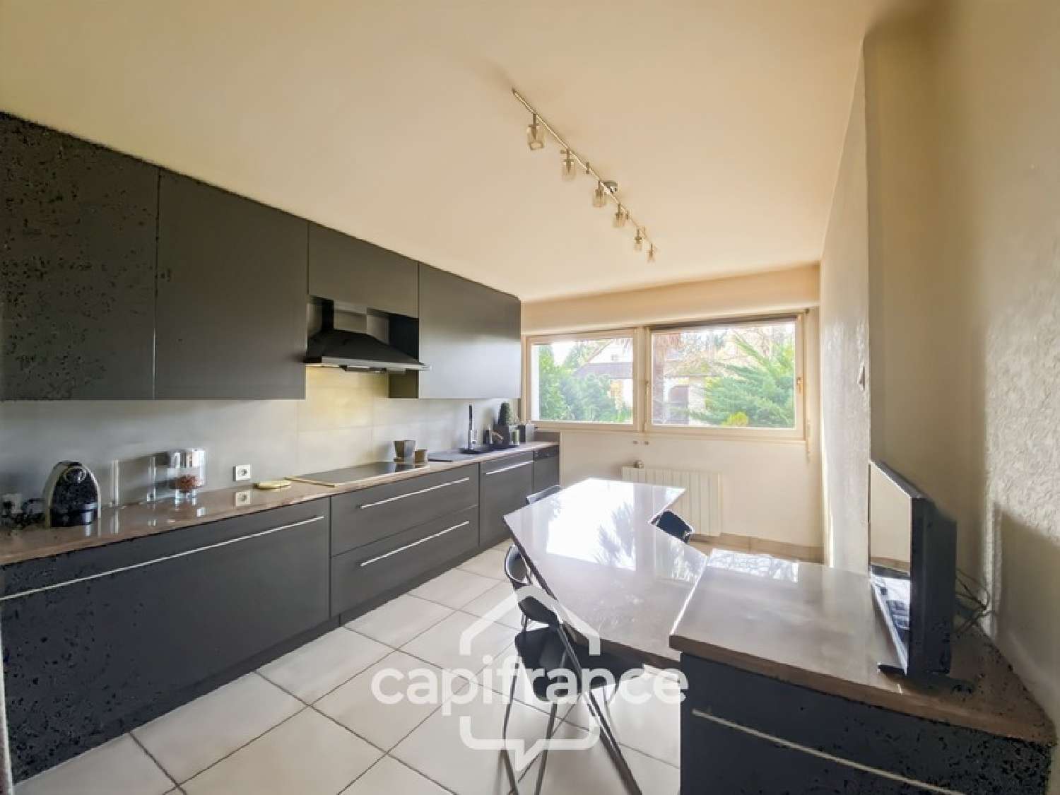 for sale house Beaufort Jura 8