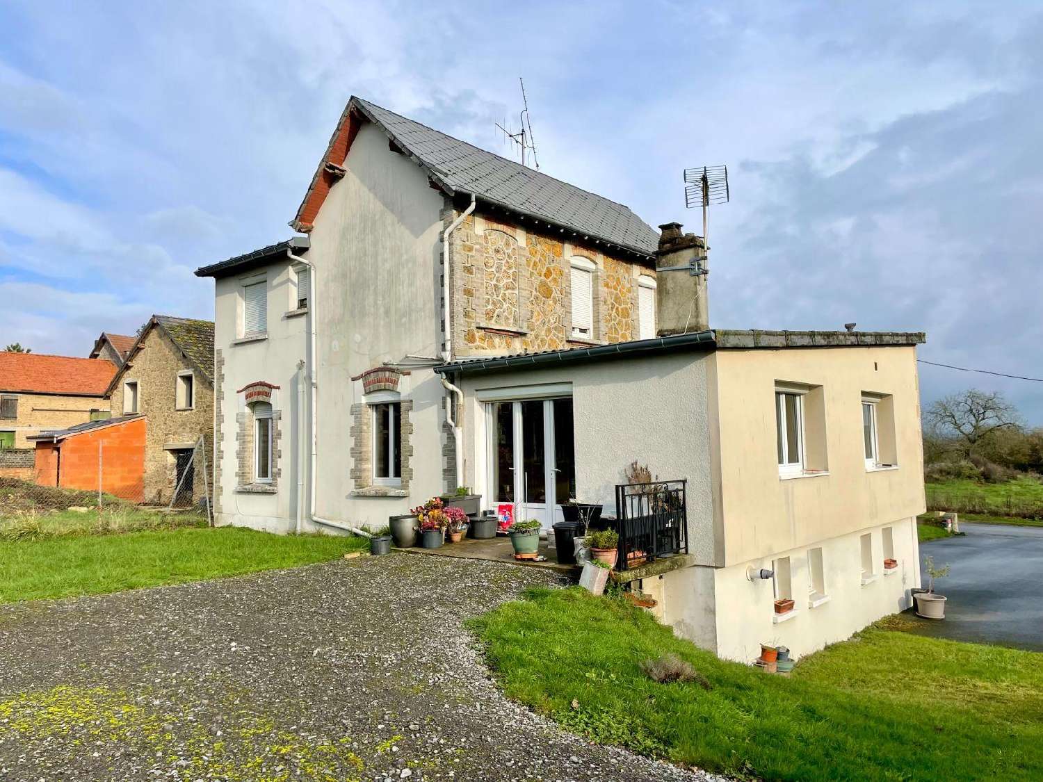 for sale house Bertoncourt Ardennes 4