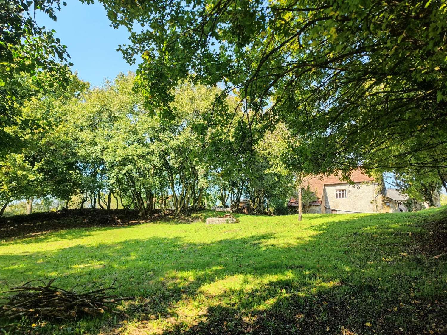 à vendre maison Biches Nièvre 2