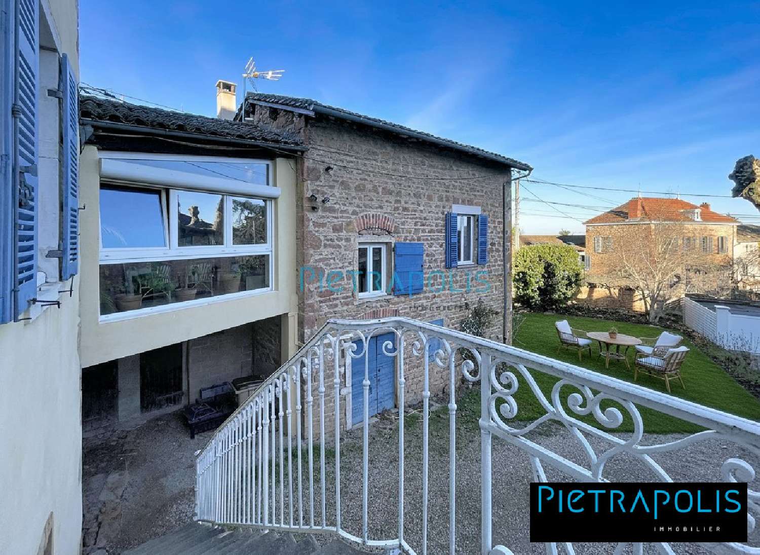 à vendre maison Blacé Rhône 2