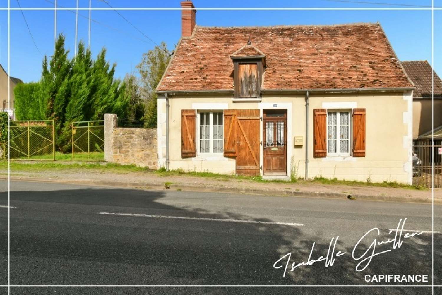  for sale house Châteaumeillant Cher 1