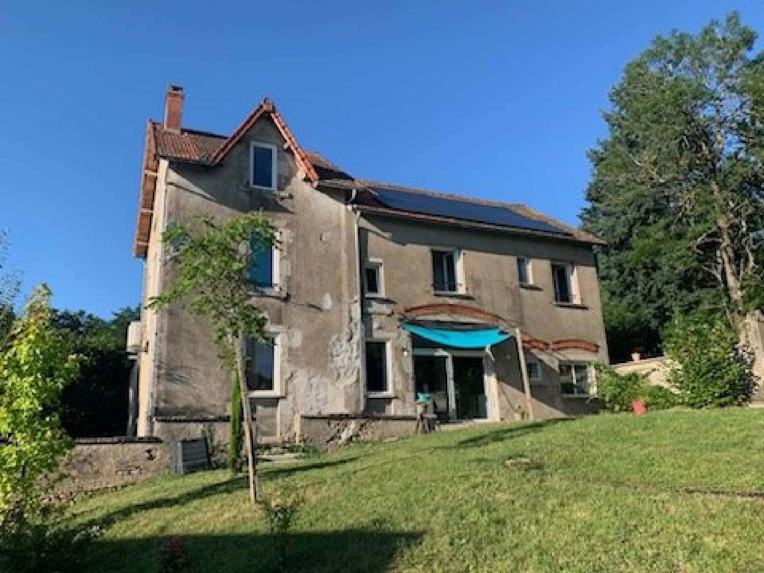  te koop huis Châtel-Montagne Allier 1