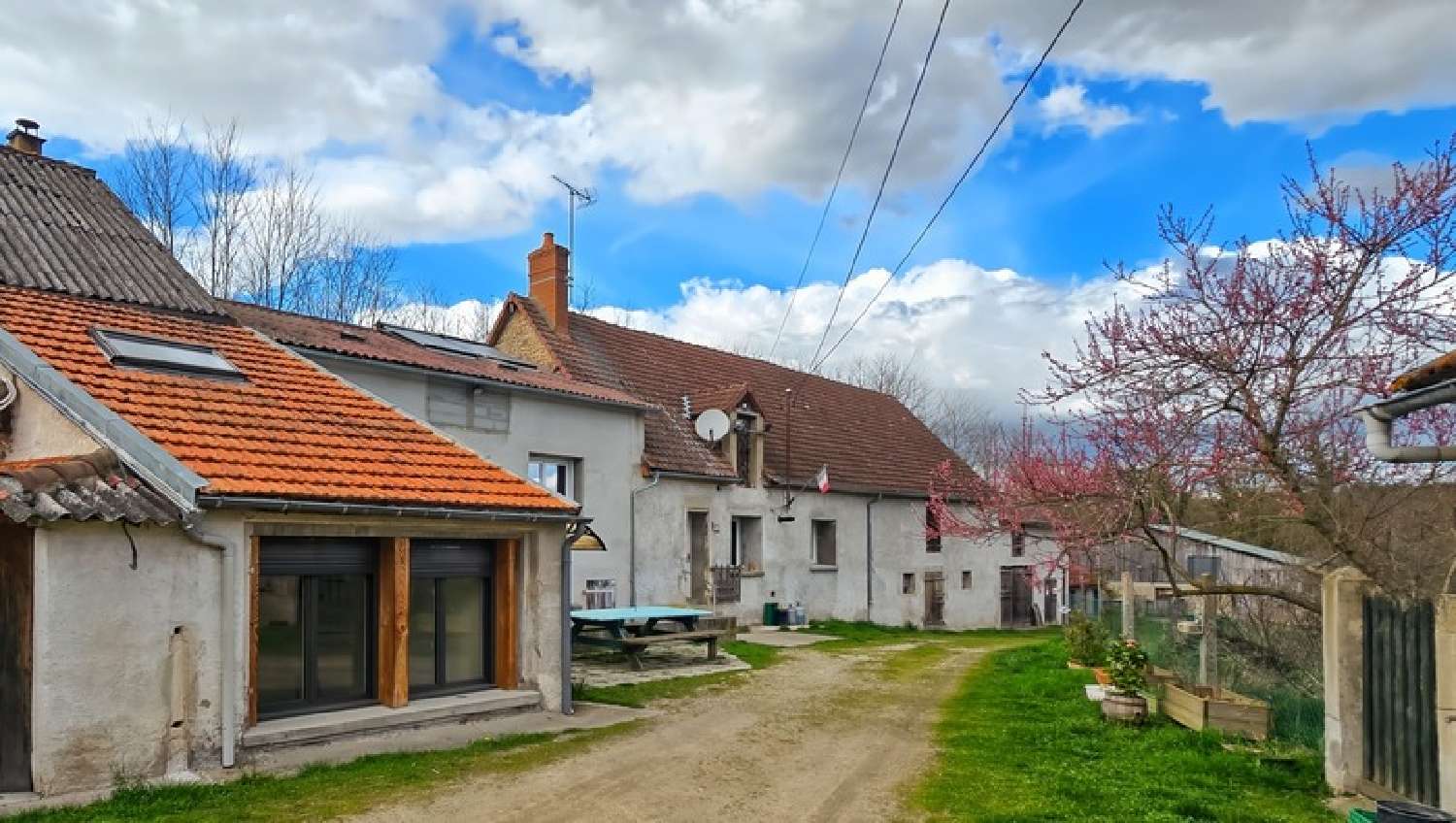 te koop huis Chemilly Allier 3