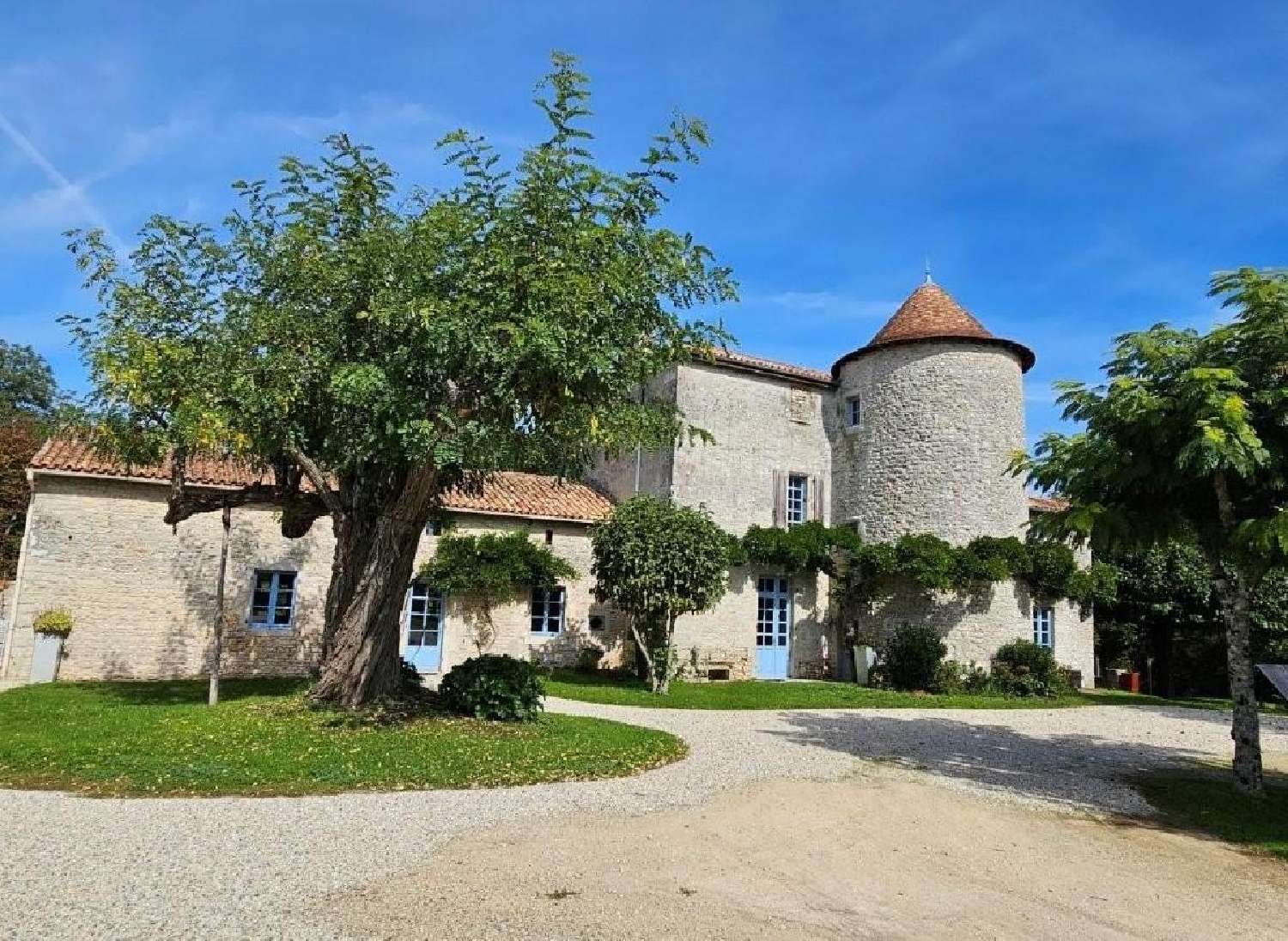  te koop huis Civray Vienne 2