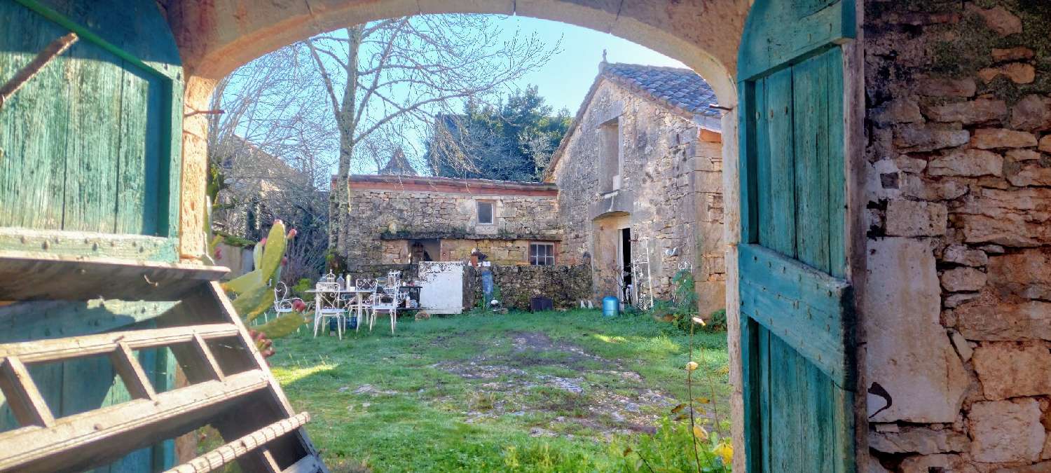 à vendre maison Concots Lot 1
