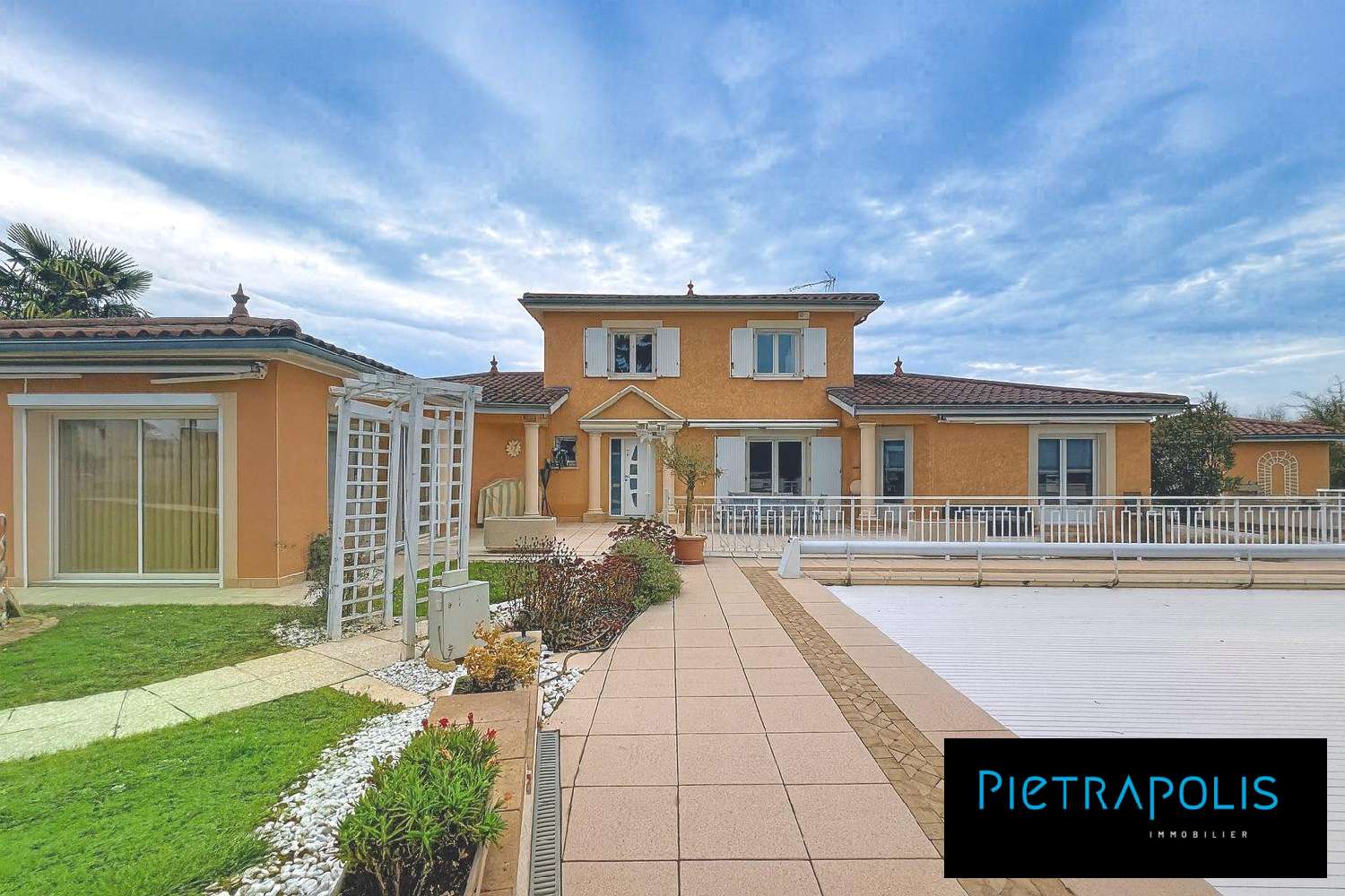 te koop huis Corbas Rhône 2