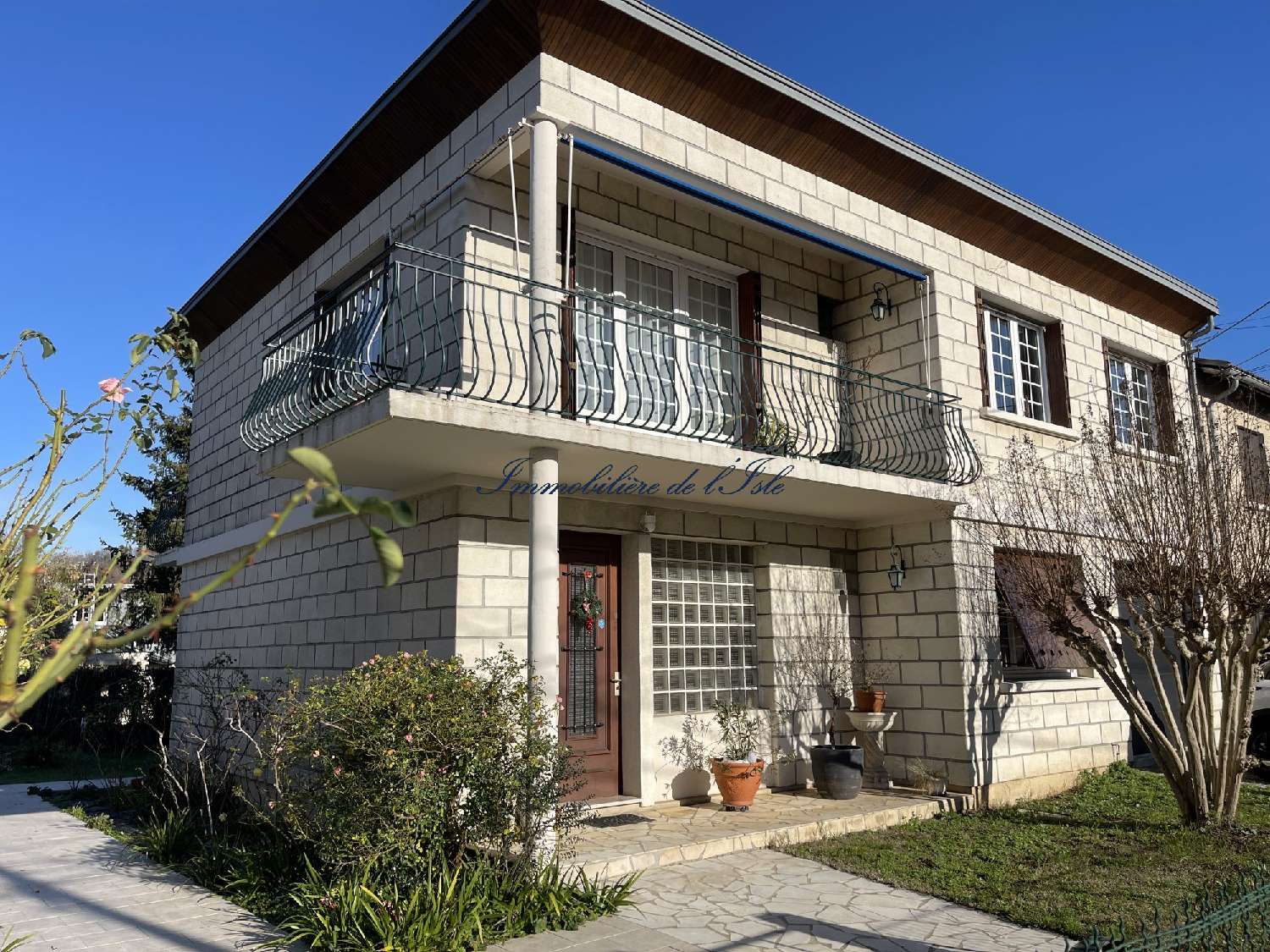  te koop huis Cornille Dordogne 1