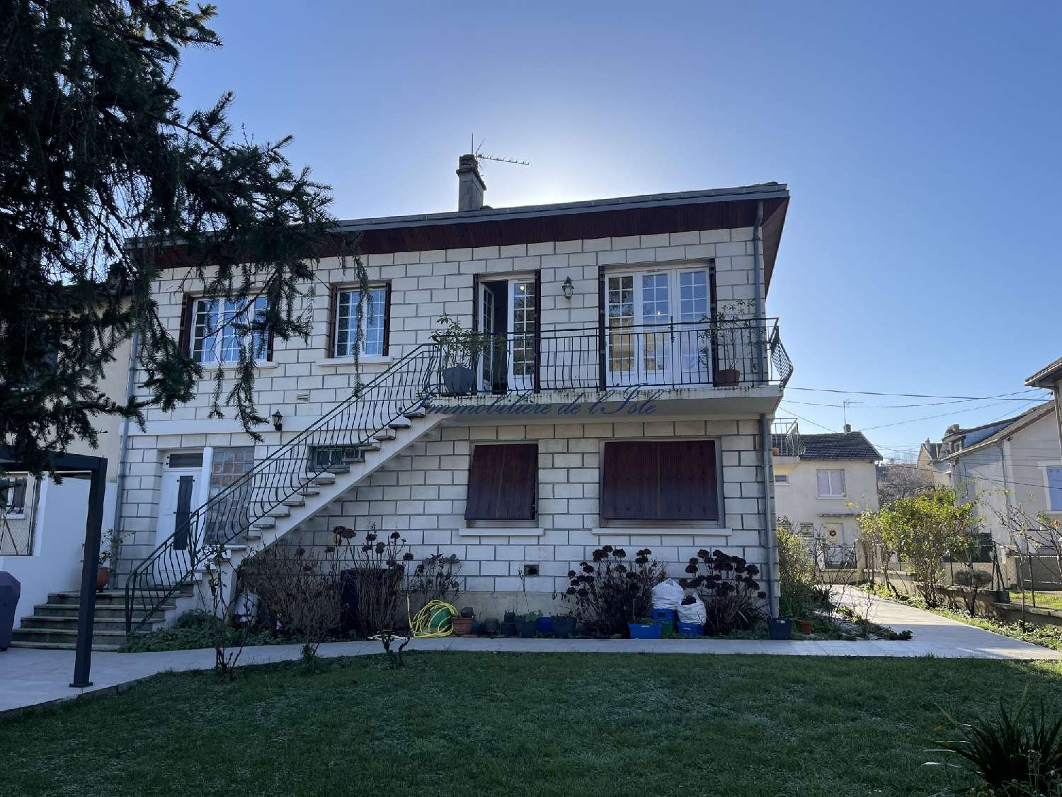  te koop huis Cornille Dordogne 2