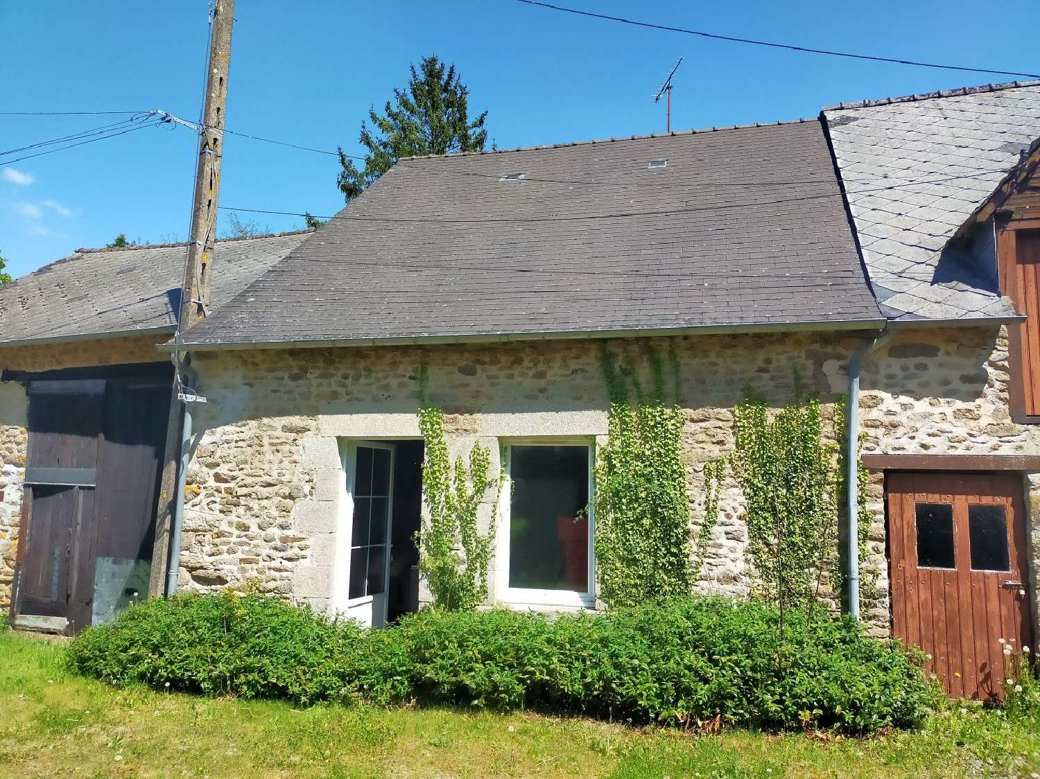  à vendre maison Courcité Mayenne 2