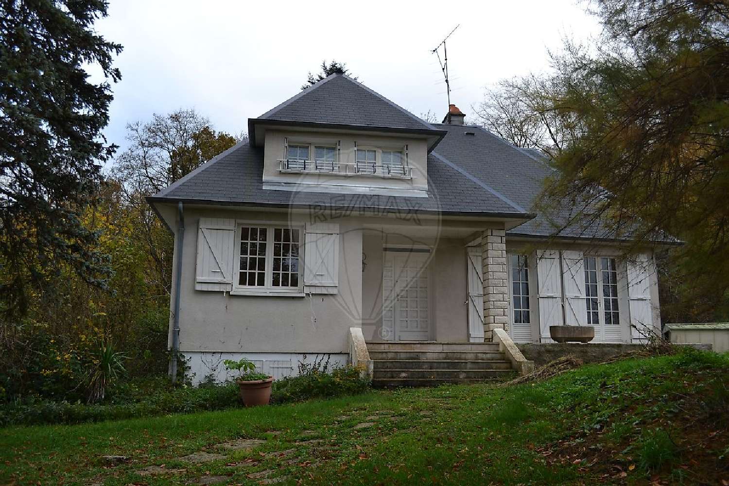  te koop huis Decize Nièvre 2