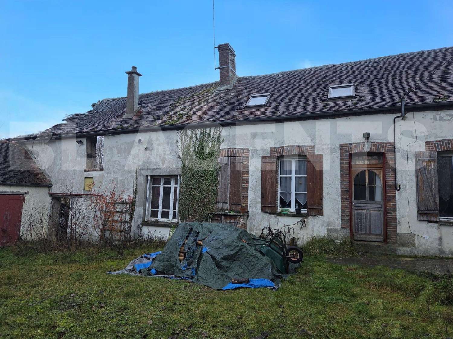  te koop huis Domecy-sur-Cure Yonne 1