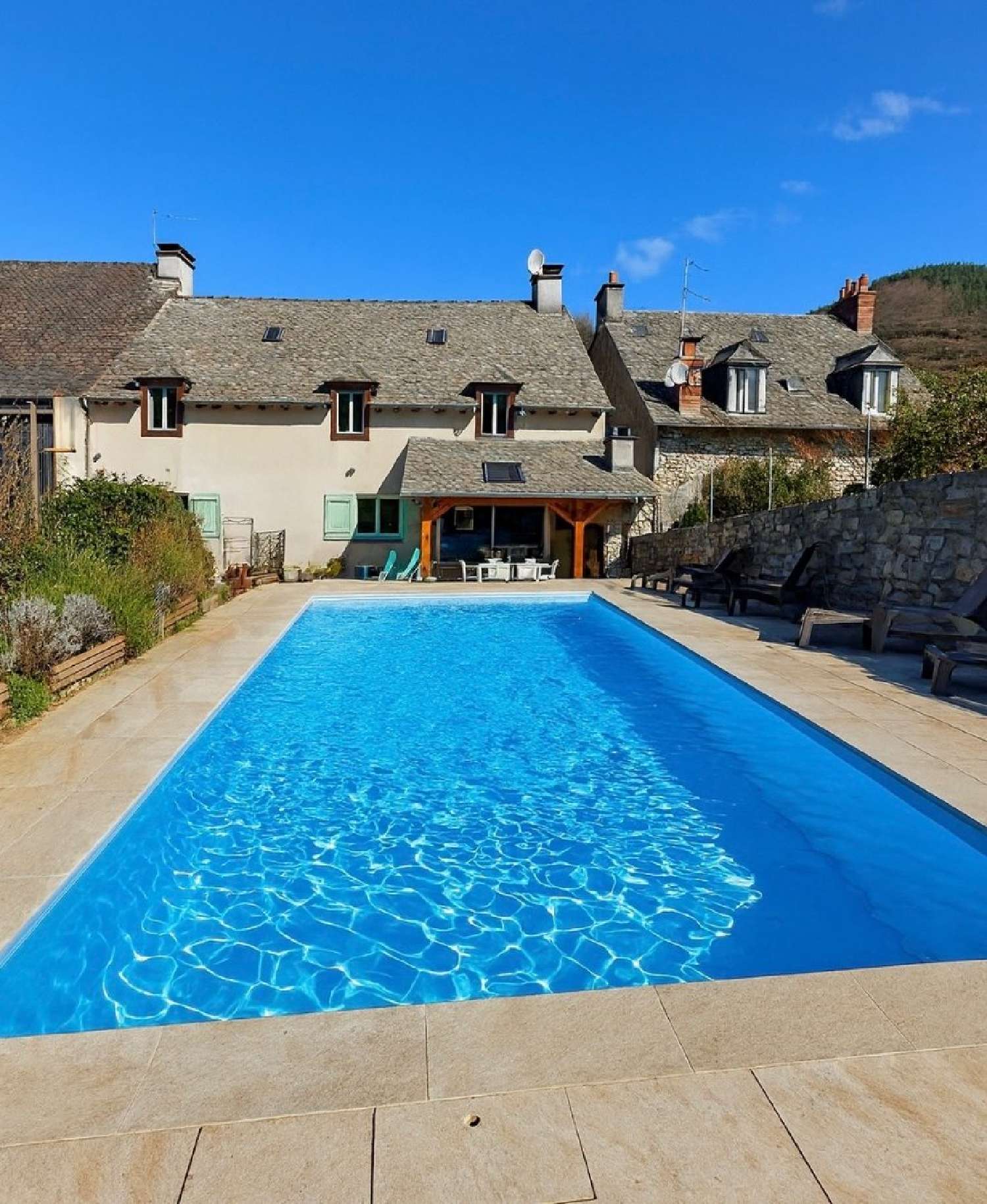 for sale house Entraygues-sur-Truyère Aveyron 2