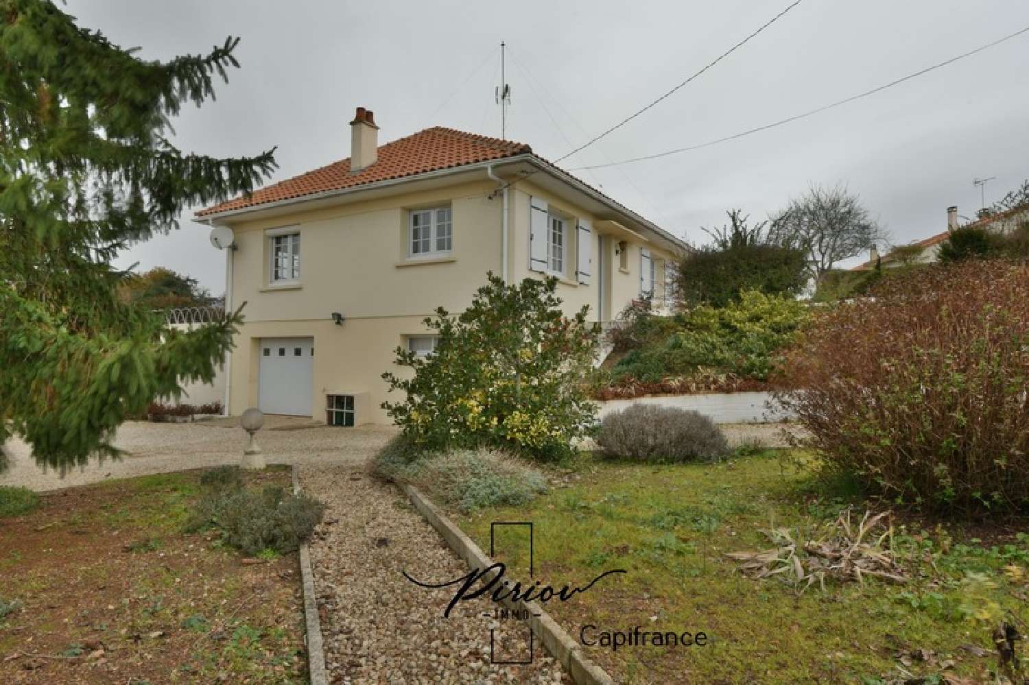  te koop huis Étusson Deux-Sèvres 1