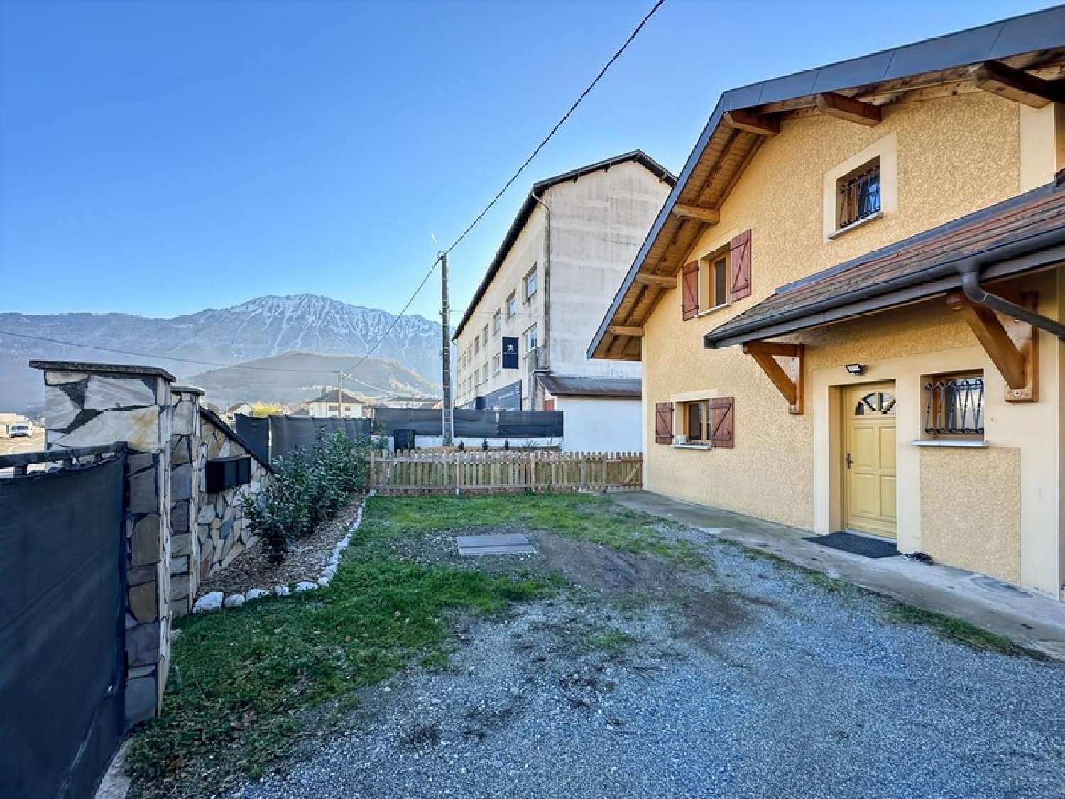 te koop huis Faverges Haute-Savoie 2