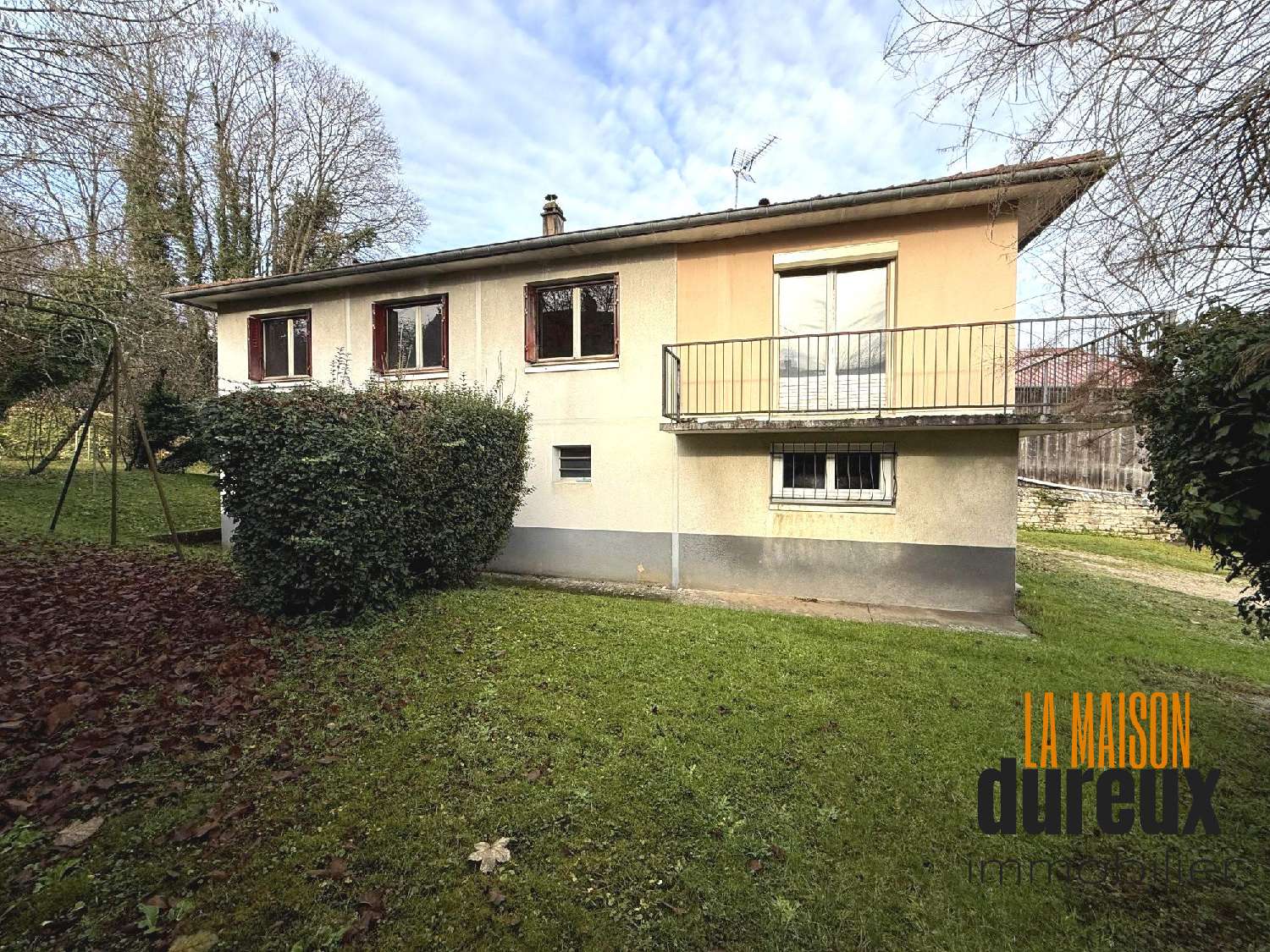  for sale house Gray Haute-Saône 2