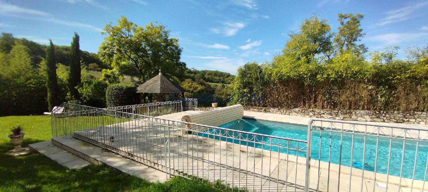  for sale house Hautefort Dordogne 3