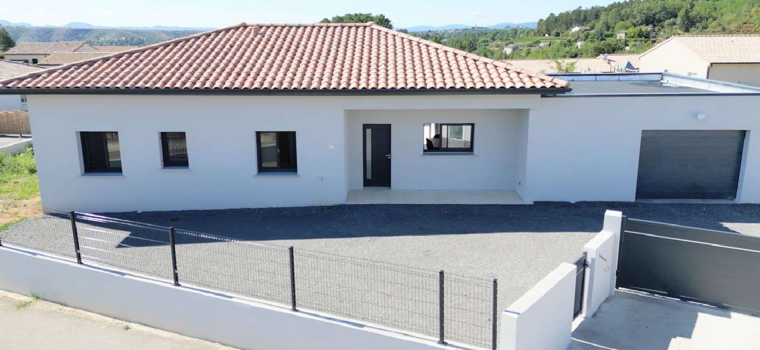  en venta casa Joyeuse Ardèche 1