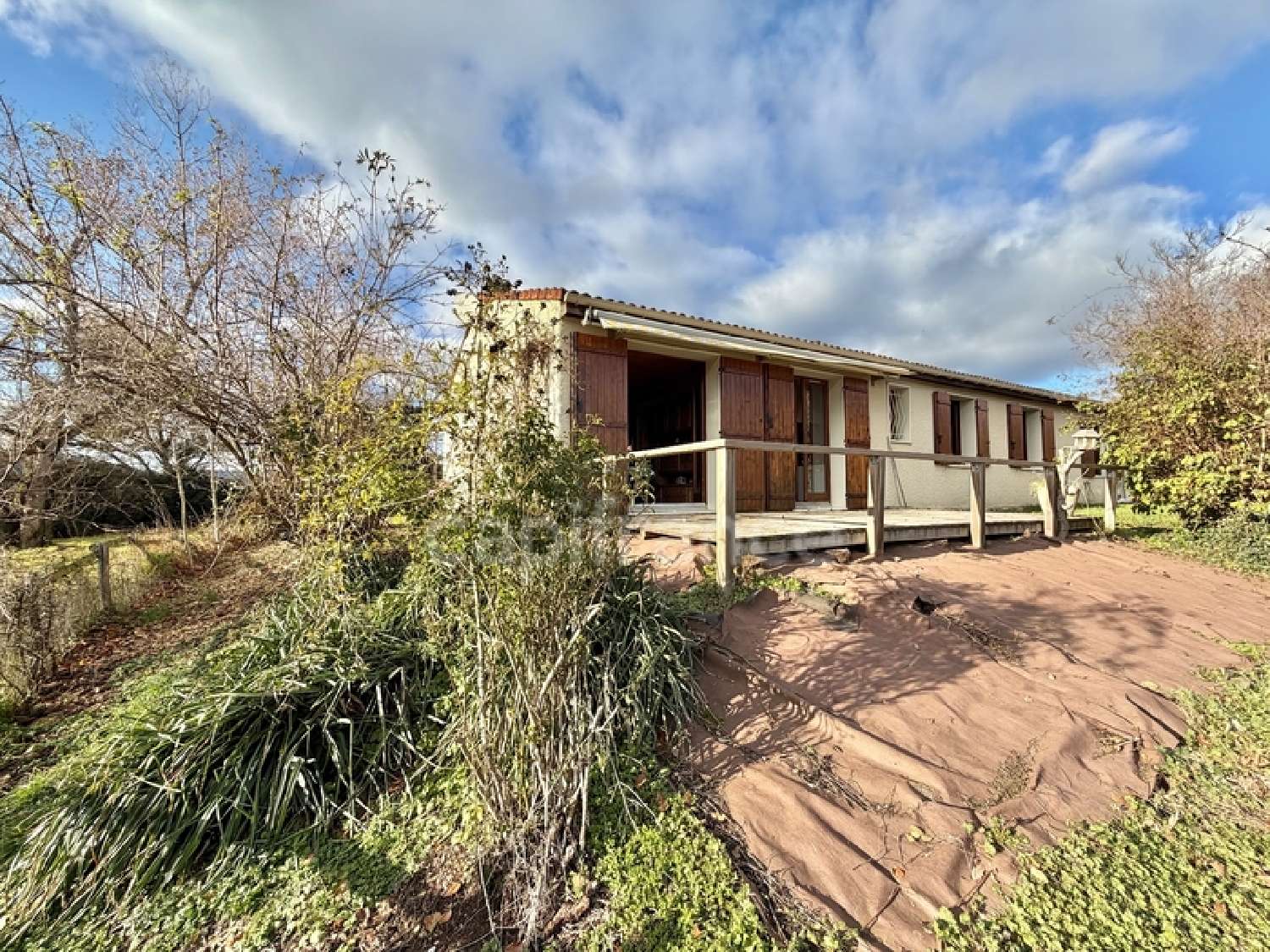  for sale house Juré Loire 2