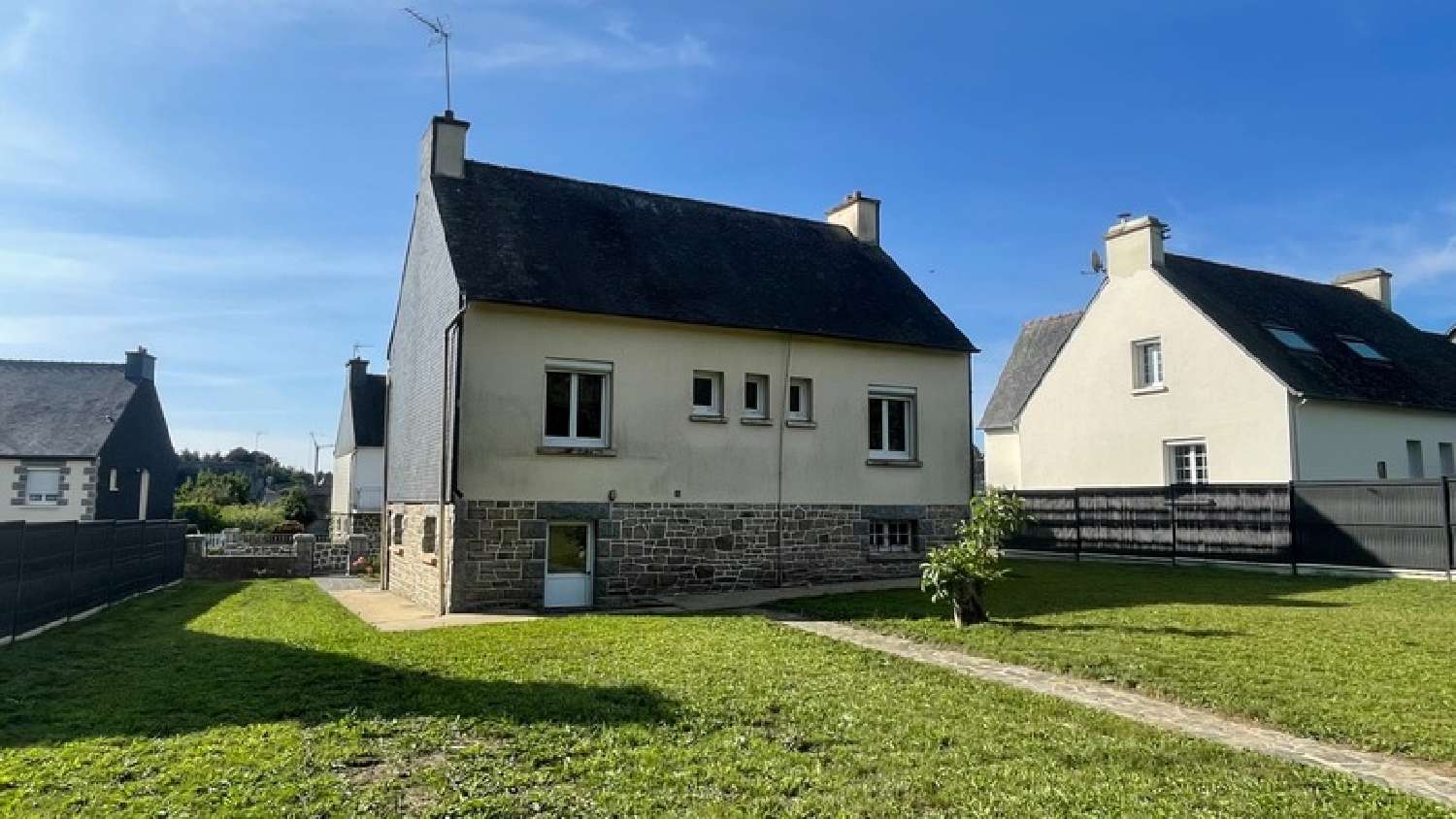 à vendre maison Laniscat Côtes-d'Armor 2