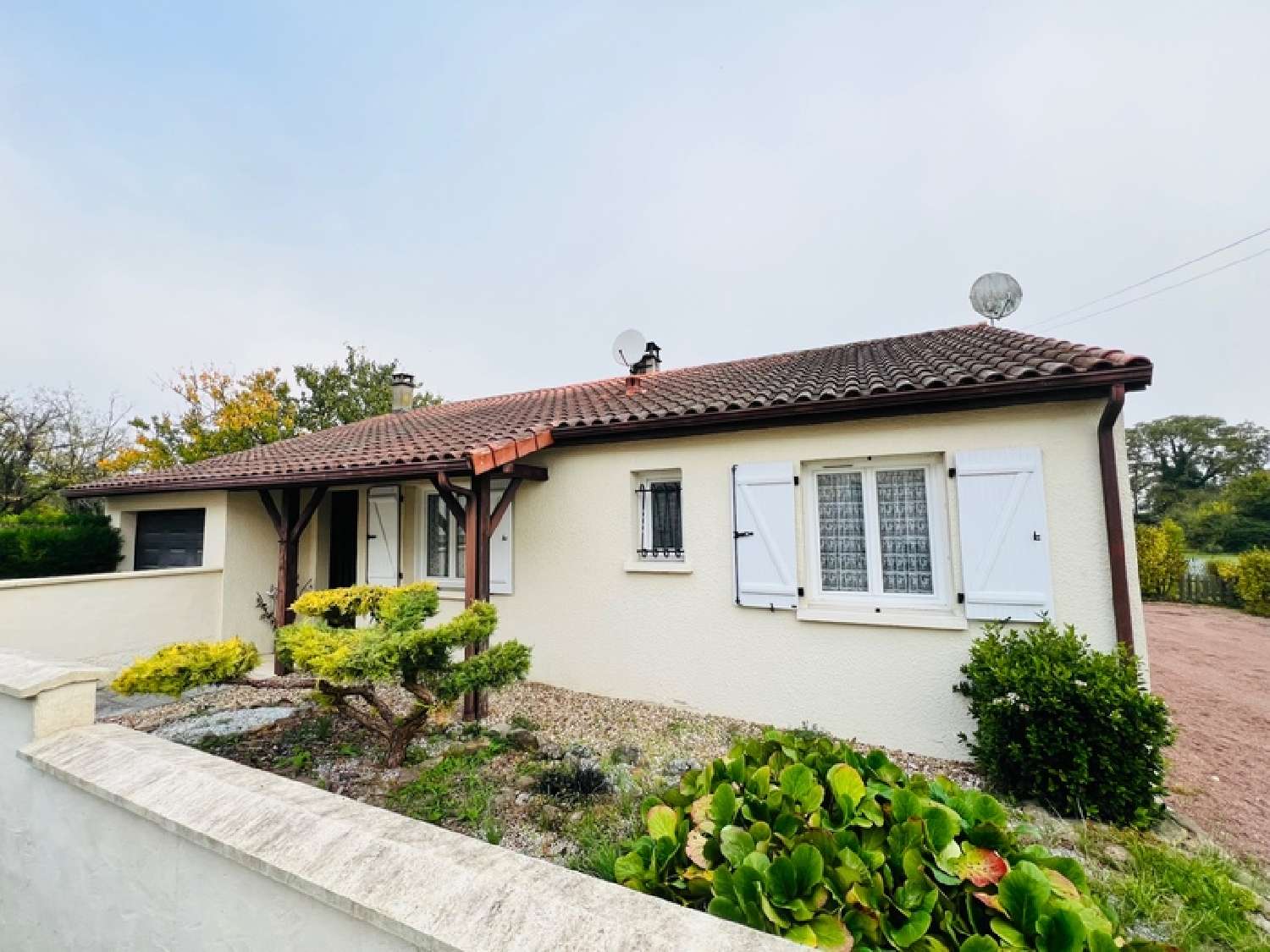 te koop huis Leigné-sur-Usseau Vienne 1