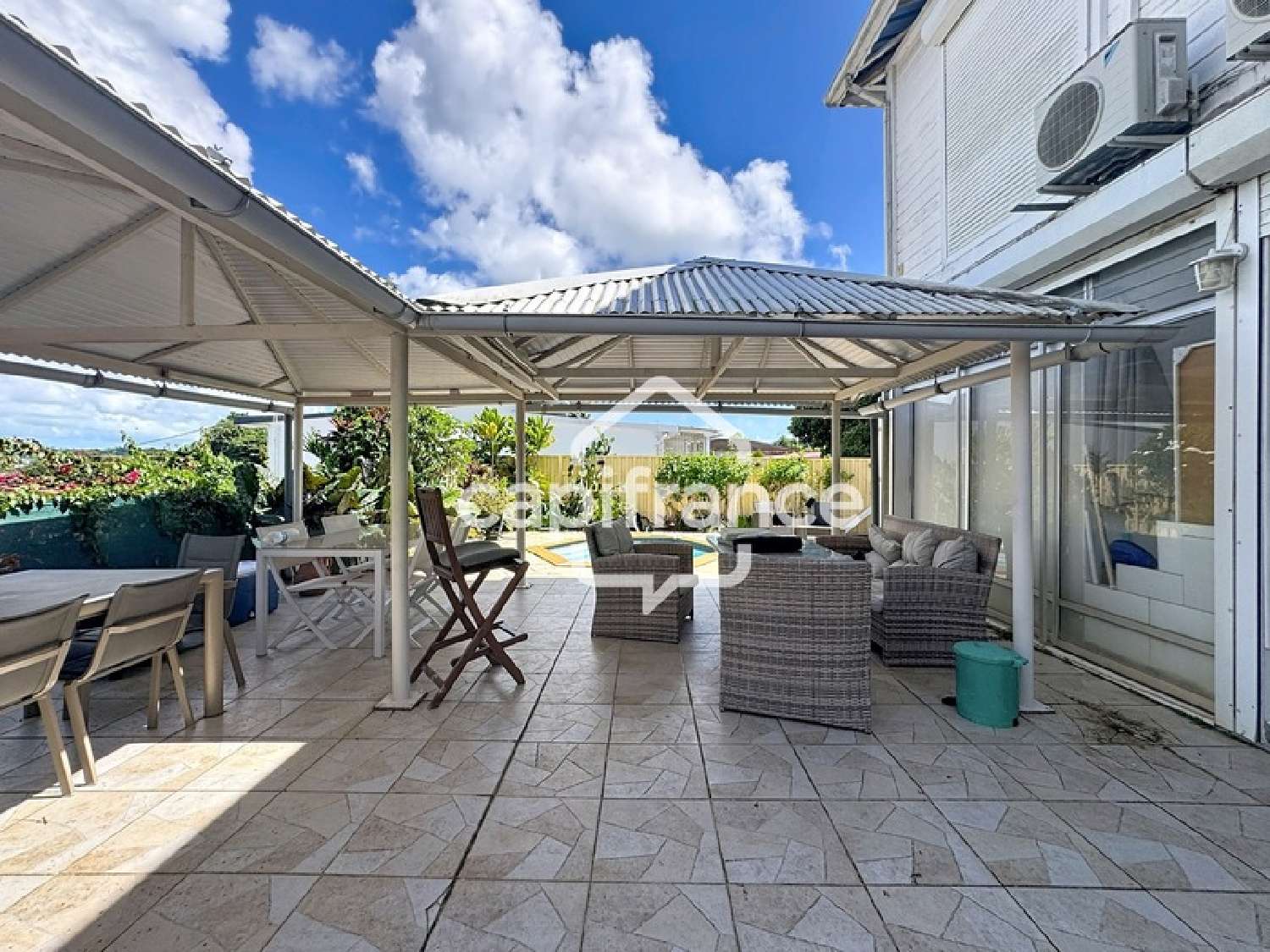  te koop huis Les Abymes Guadeloupe 2