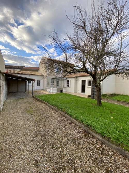 Magnac-sur-Touvre Charente house foto 7219088