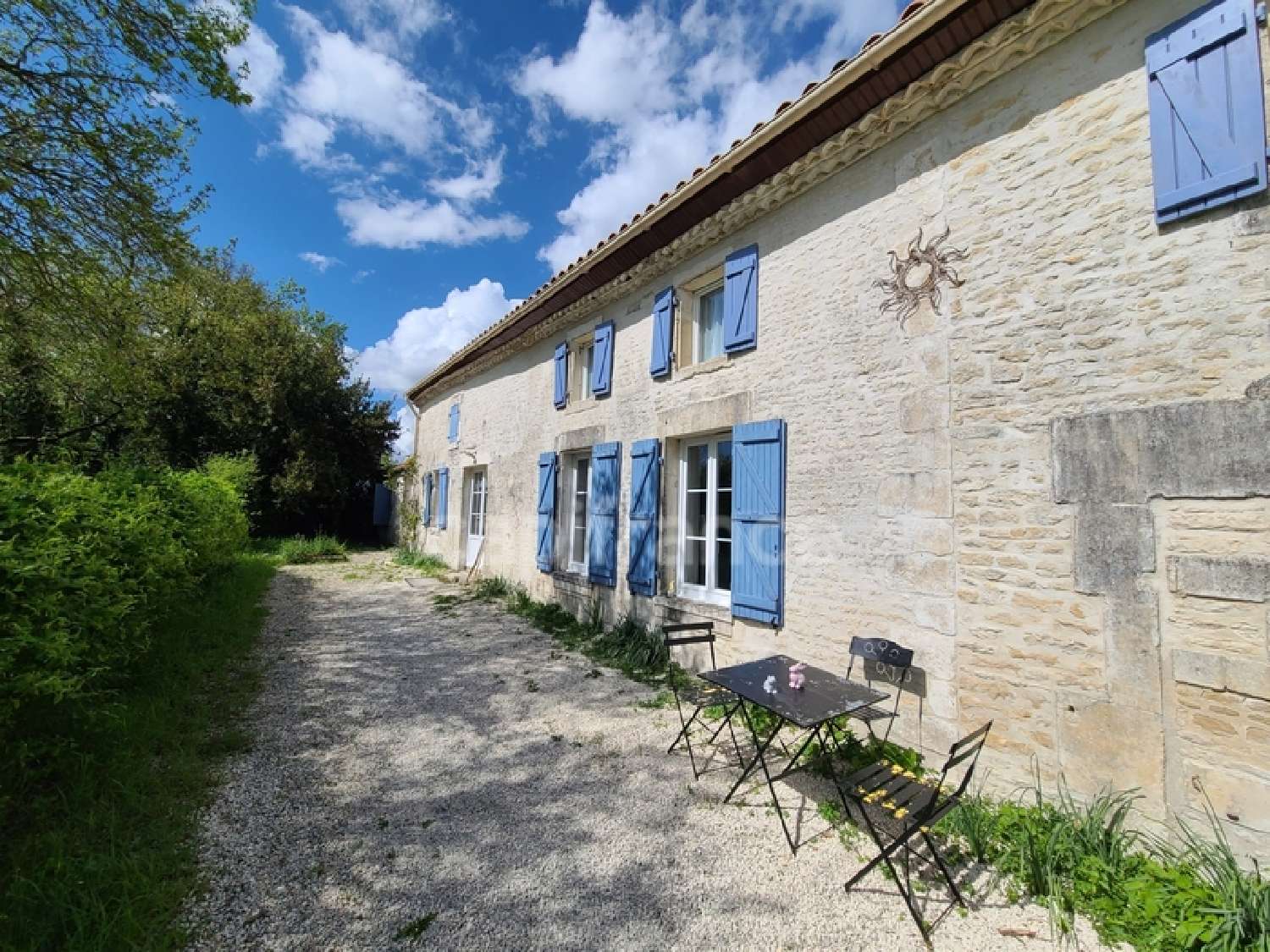 à vendre maison Matha Charente-Maritime 2