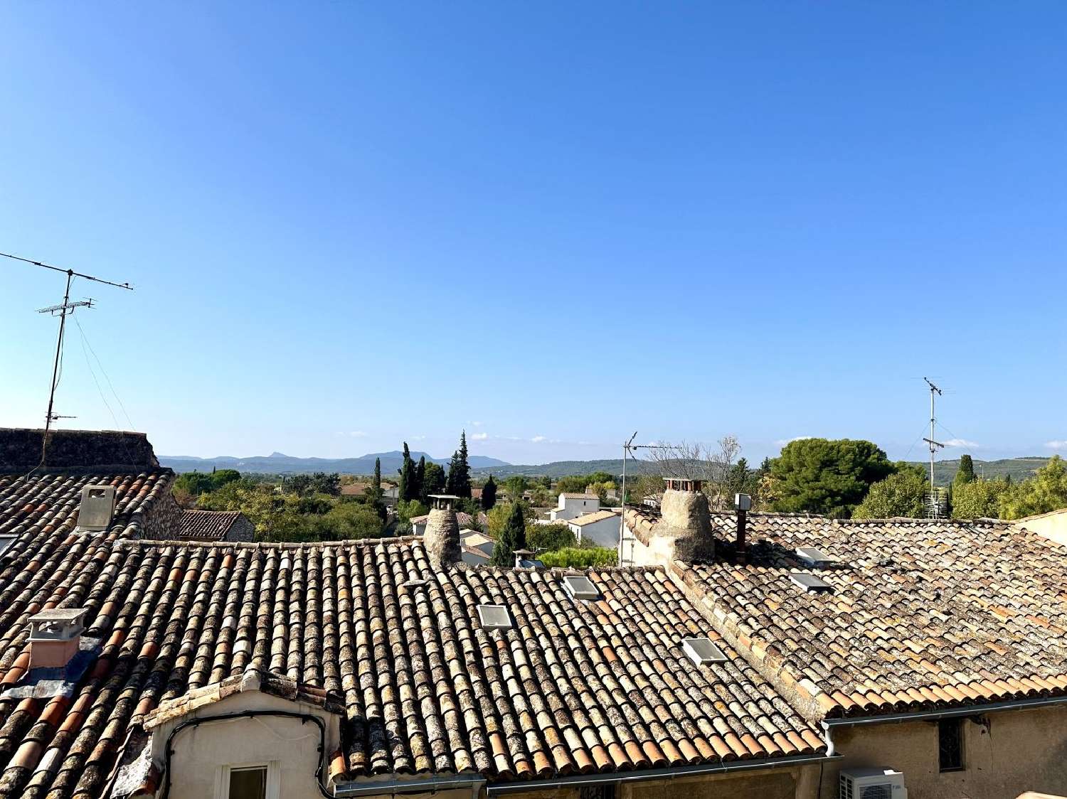 à vendre maison Montpeyroux Hérault 2