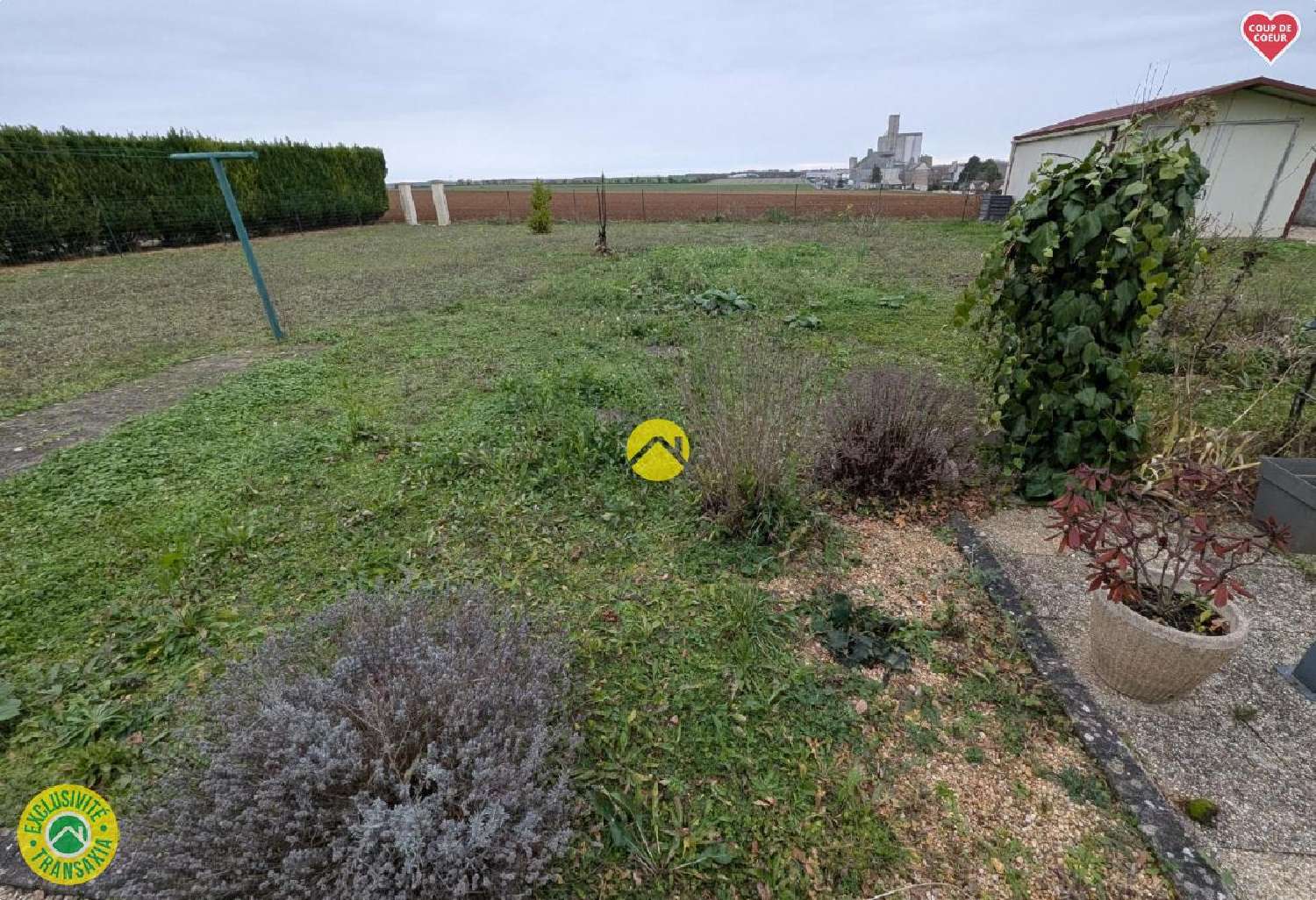 à vendre maison Moulins-sur-Yèvre Cher 2