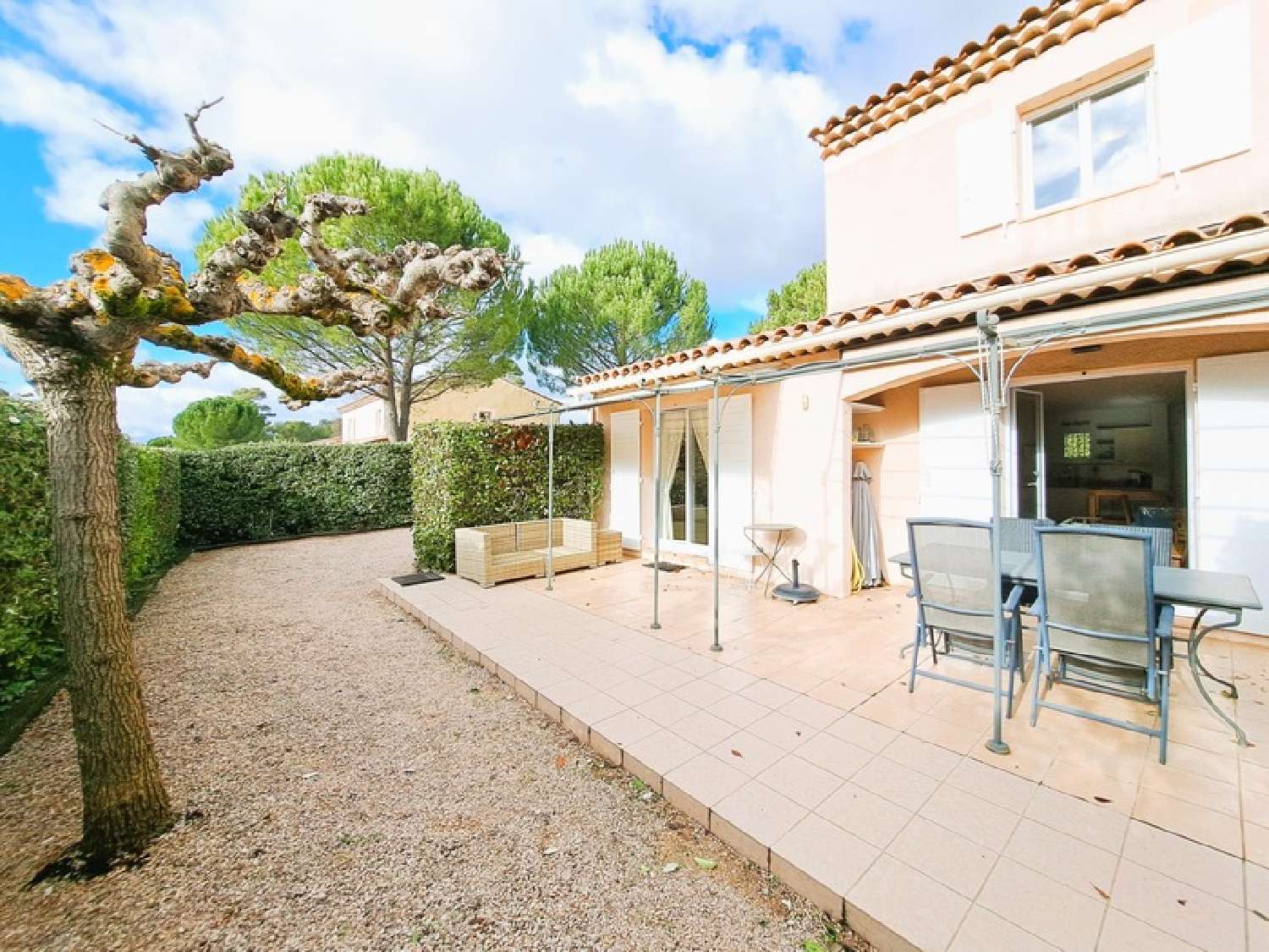  à vendre maison Nans-les-Pins Var 1