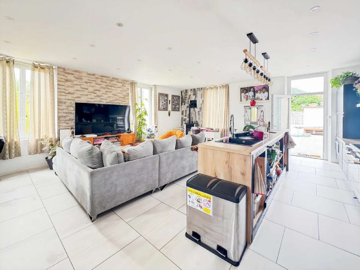  for sale house Pouillat Ain 1