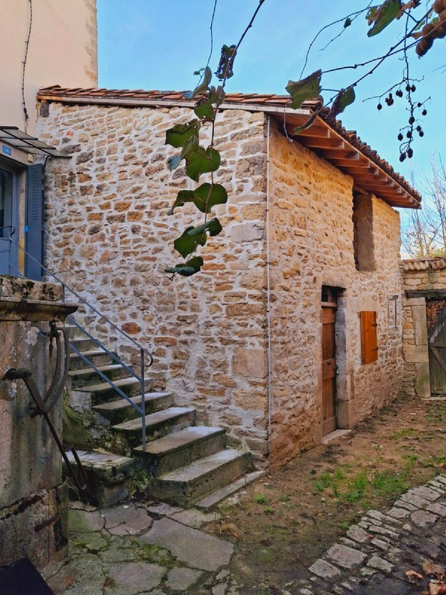 for sale house Saint-Amour Jura 2