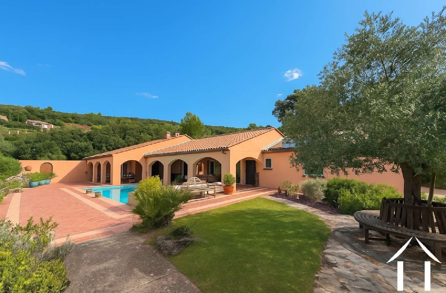  for sale house Saint-Chinian Hérault 1