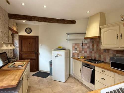  à vendre maison Nanteuil-en-Vallée Charente 8